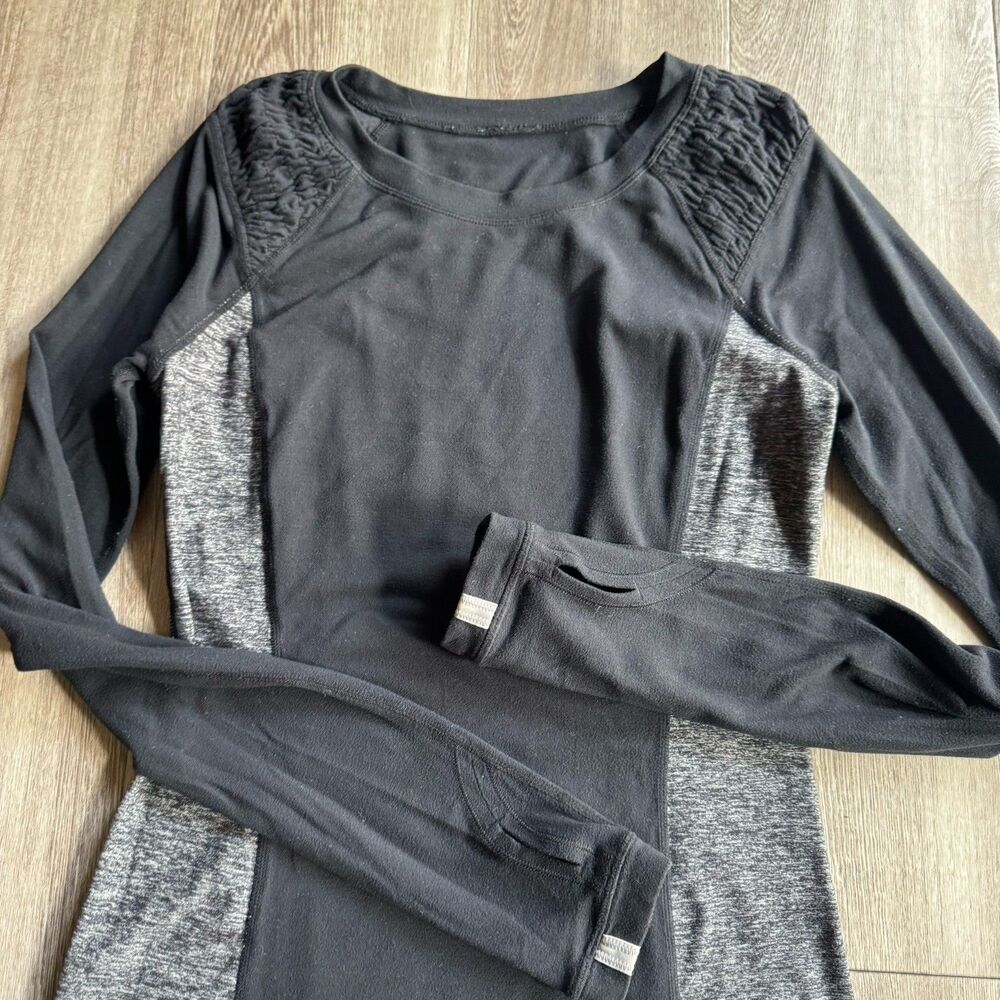 Lululemon Swiftly Tech Colorblock Long Sleeved Top Size 4 Athleisure Active Yoga - Picture 3 of 16